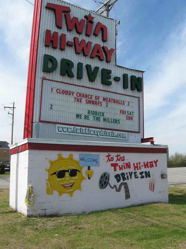 Twin Hi-Way Drive-In